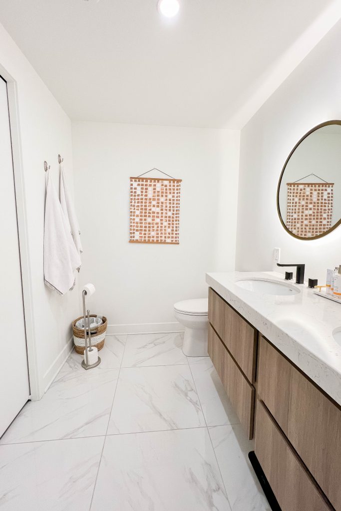 If you need some condo décor inspo: here are a few touches I add to elevate the look of our ensuite bathroom.